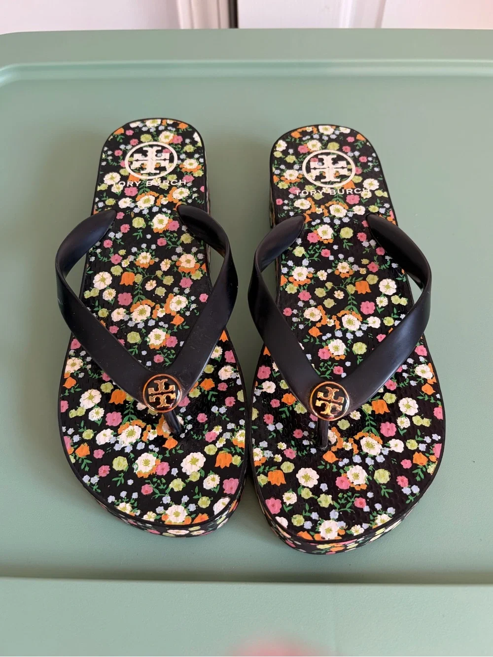 Tory Burch heeled sandals/ flip flops - Picture 3 of 5